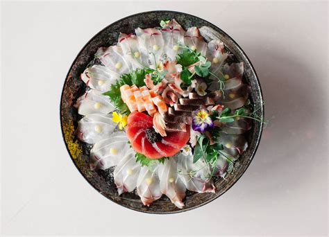 Dining Experience and Menu at Ronin Sushi and Bar 37