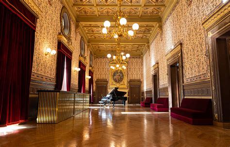 Théâtre du Châtelet Paris Je t aime Office de Tourisme