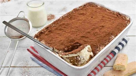 Tiramisu au yaourt grec Délicieux et crémeux Jo Viral