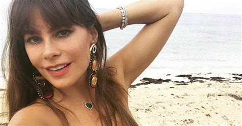 Cuerpo de infarto Sofía Vergara enciende las redes con una fotografía en bikini de los años