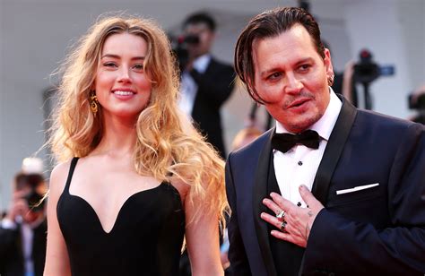 Elon Musk Wife Elon Musk Publicly Scolded By Girlfriend Grimes As He