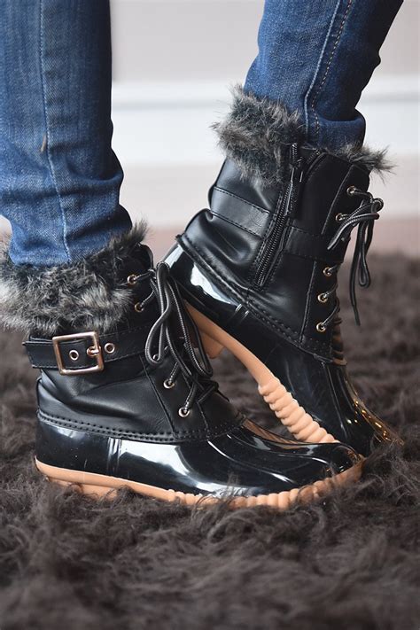 Duck Boots ~ Black – The Pulse Boutique