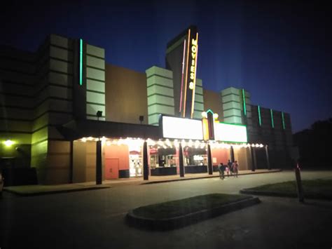 Movie Theater «Cinemark Movies 8», reviews and photos, 420 Oakbend Dr ...