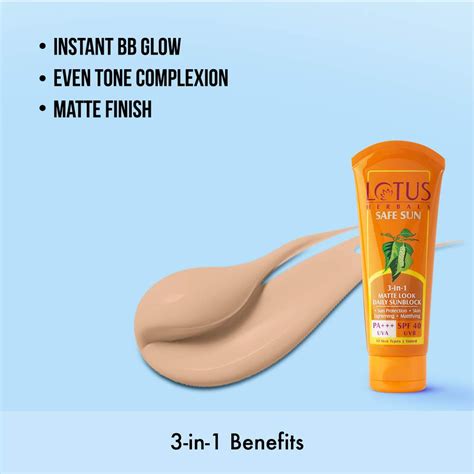 Lotus Herbals Safe Sun 3 In 1 Matte Look Daily Sun Block Pa Spf 40 Buy Lotus Herbals Safe