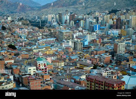 La Paz, highest capital city in the world at 3700m. Bolivia, South America Stock Photo - Alamy