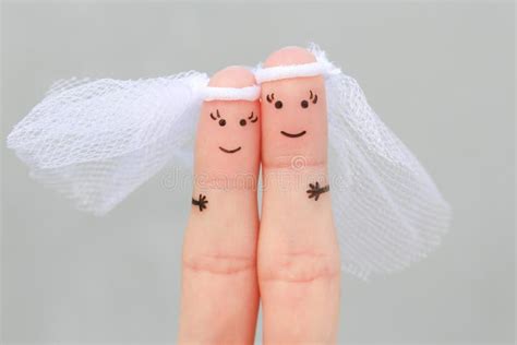 El Arte De Los Dedos De La Pareja Gay Feliz Para Casarse Concepto De Ceremonia De Boda Foto De