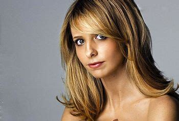 Sarah Michelle Gellar Nude And Sexy Photos PlayCelebs Net
