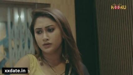 Pati Ko Nind Ki Goli Khila Kar Premi Ke Sath Sex