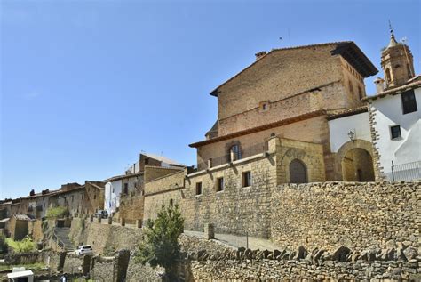 Foto Centro Hist Rico La Iglesuela Del Cid Teruel Espa A