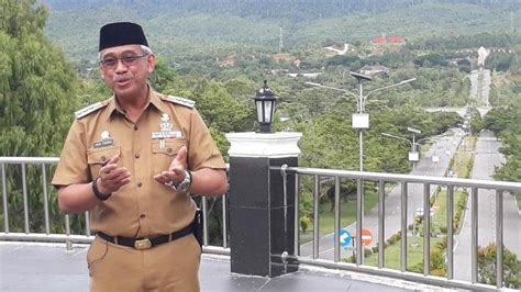 Meninggal Di Usia 57 Tahun Ini Profil Singkat Bupati Luwu Timur Thorig