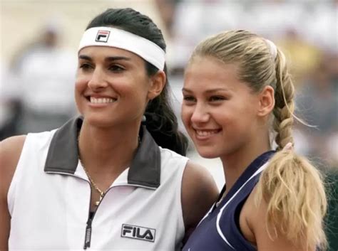 top ten  beautiful tennis players   time