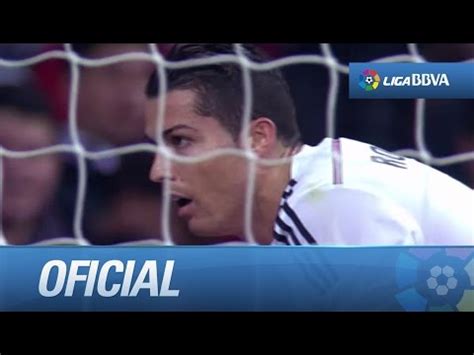 Cabezazo De Cristiano Que Sale Por Encima Del Larguero YouTube