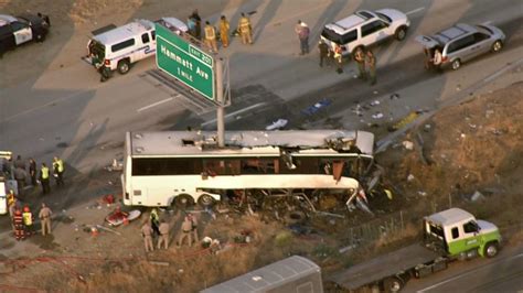 Four Dead In Tour Bus Crash In Merced County Chp Nbc New York