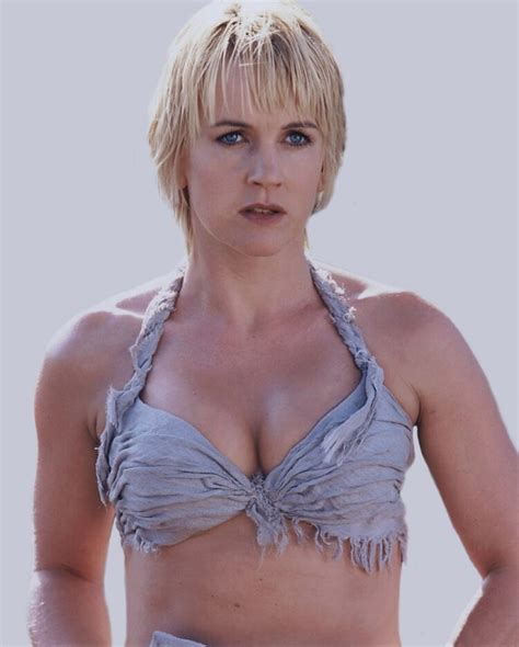 Sexy New Renee O Connor Bikini Pics