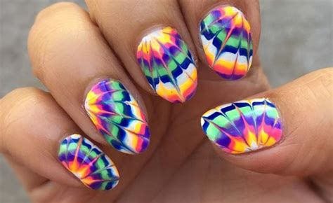 10 Groovy Tie Dye Nail Looks That Everyone Needs To Try Neue