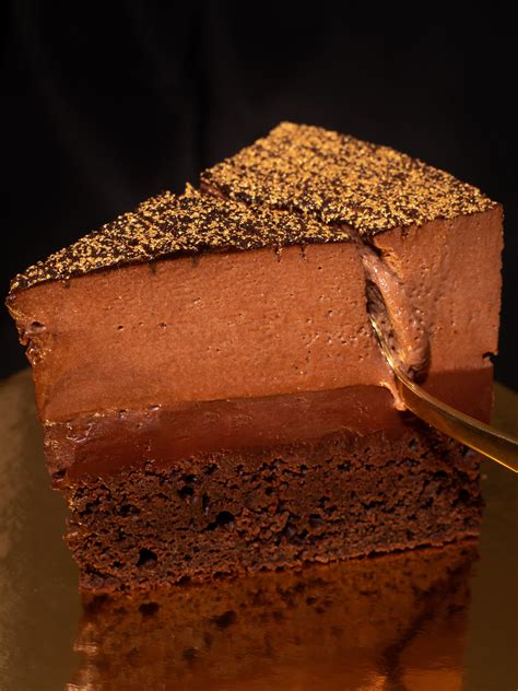 Lisbon Chocolate Cake – 404 Bakery