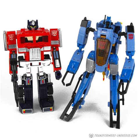 Thrilling 30 Whirl - Transformers Universe