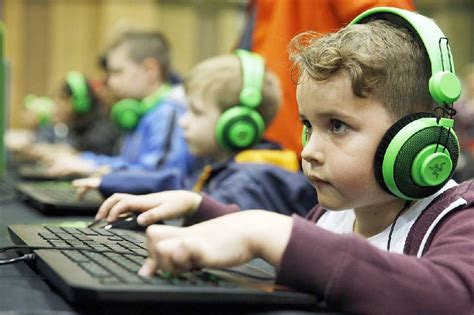 Minecraft Game Gives Microsoft A School Foothold The Arkansas