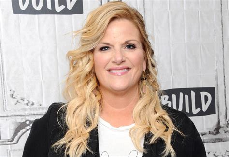 Trisha Yearwood Bio, Wiki, Net Worth, Married, Husband, Age, Height