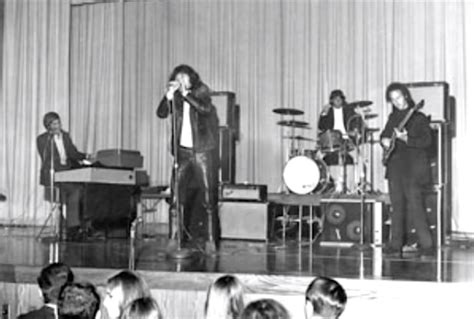 Classic Rock In Pics On Twitter The Doors Played In A Danbury