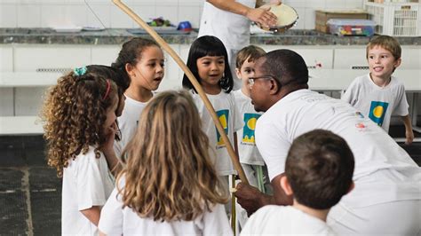 Fotos Capoeira Pode Ser Praticada Por Crian As A Partir De Um Ano