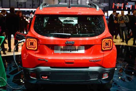 Jeep Renegade Hybrid: First Look - Autotrader