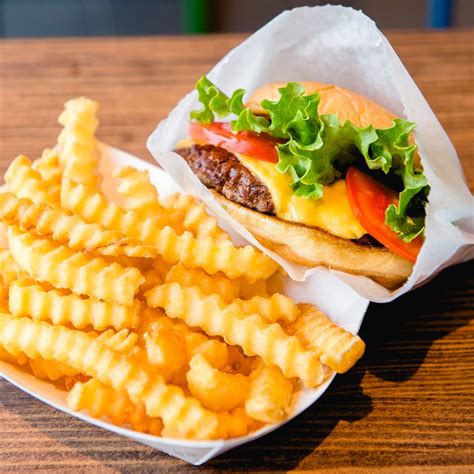 Shake Shack Makes Michigan Debut Next Year Left At The Fork