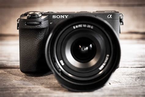 Shooting Silently with the Sony a6700