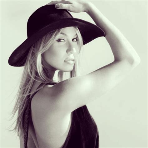 8 Hot Sexy Florencia Dominguez Bikini Pics