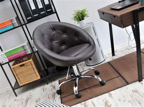 Кресла на колесиках - виды моделей и особенности | Фото