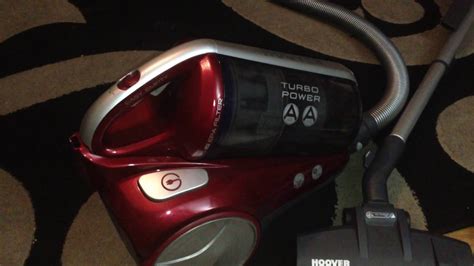 Hoover Turbo Power Re Tp Bagless Cylinder Vacuum Cleaner Youtube