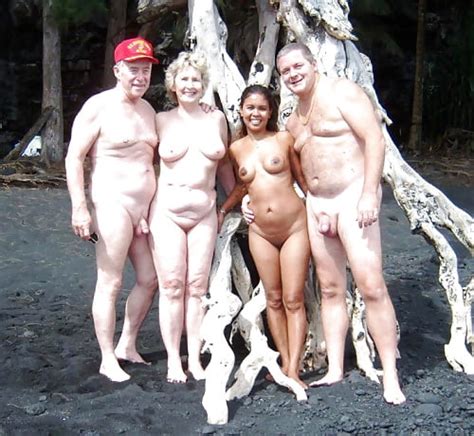 Mature Naked Fun In The Sun 40 Pics XHamster