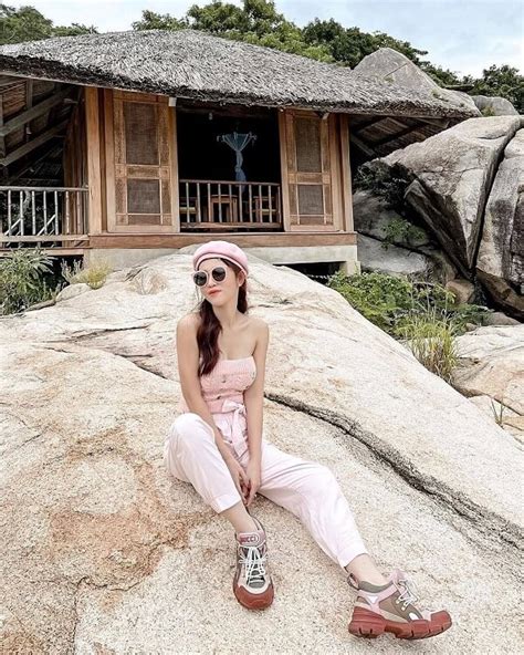 88 Hình ảnh Puka bikini sexy với body nóng bỏng đầy đặn