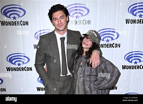 Belmont Cameli und Odessa A'zion beim Photocall zum Kinofilm 'Until