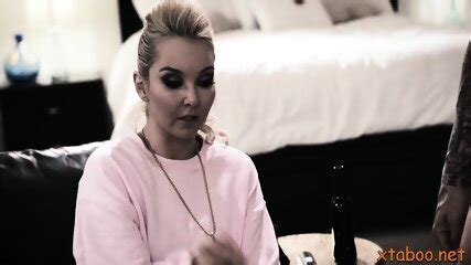 Fascinating Blonde Aaliyah Love Enjoys Undressing