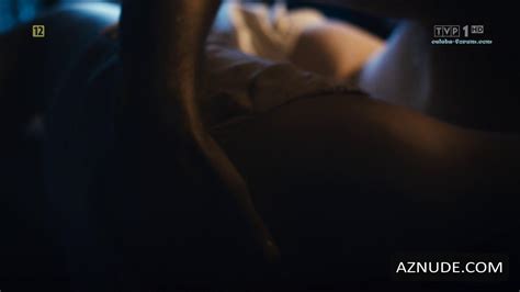 JULIA PIETRUCHA Nude AZNude