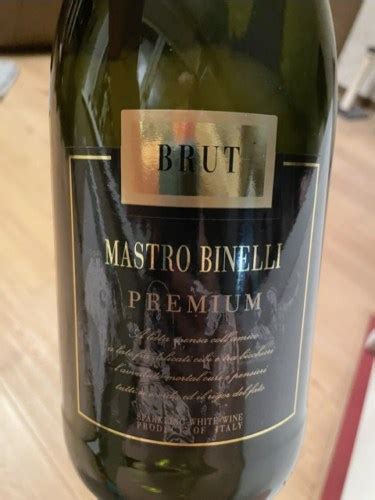 Mastro Binelli Premium Brut | Vivino US