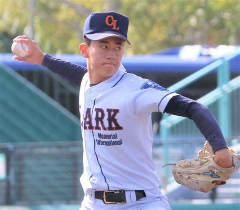 【高校野球】クラークが北北海道勢初の秋連覇。エース右腕・新岡が4試合連続完投勝利。来春のセンバツ出場に大きく前進 スポーツ報知