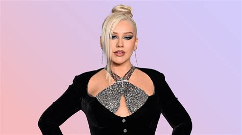 Christina Aguilera sorgt gerade dafür dass Vagina Nails zum Maniküre Trend werden GLAMOUR