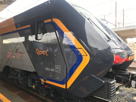 Trasporti Liguria Da Oggi In Circolazione Altri Due Rock Per Un