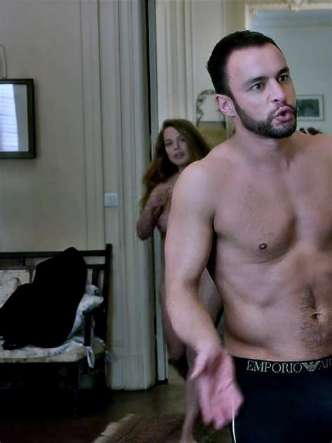 Girlfriend Comes To Greet The Guest Casually In The Nude