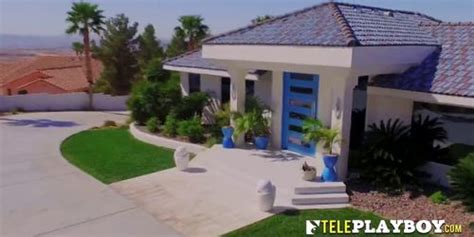 Pool Party With Swingers Get Too Hot Enough To Make New Couples Break The Ice And Start Fucking