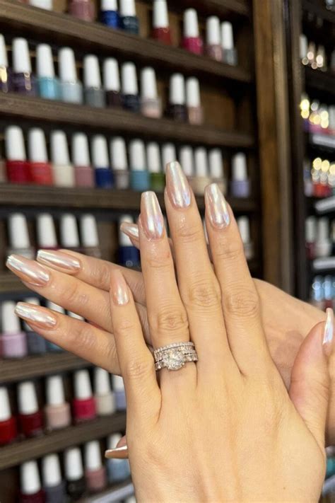 Stunning Nude Nails For Every Skin Tone