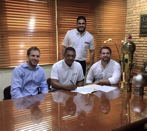 Víctor Hansen nuevo dirigente de los Leones de Santo Domingo El Nuevo