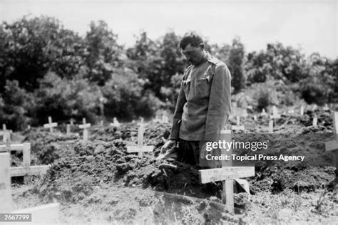 World War I Fallen Photos And Premium High Res Pictures Getty Images