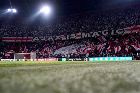 Three clubs from the Netherlands among the 50 European top earners for