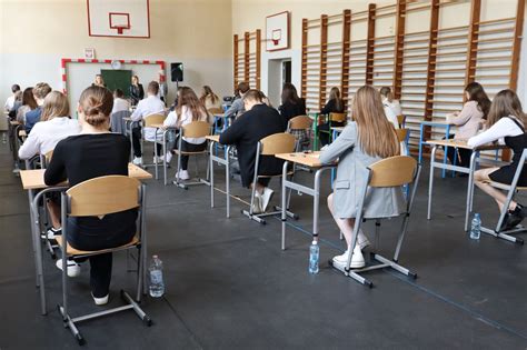 Egzamin Smoklasisty Szko A Podstawowa Nr W Kole