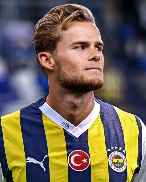 Kadıköy Sokak on Twitter Fenerbahçe Pedro için Lecce başkanıyla