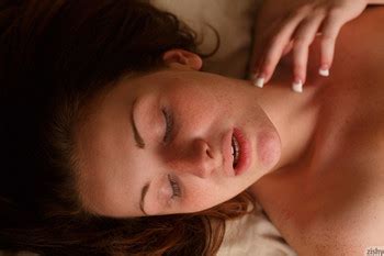 Emmy Sinclair Nude Videos And Pics Forumophilia Porn Forum