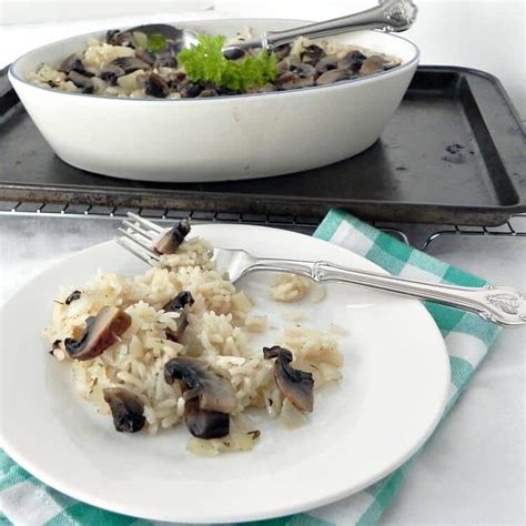 Easy Baked Rice with Mushrooms